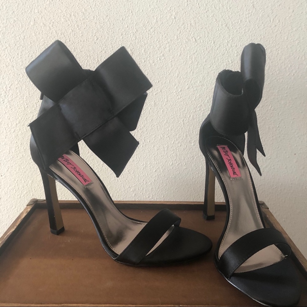 Betsy Johnson Frisky Black Satin Bow Heel